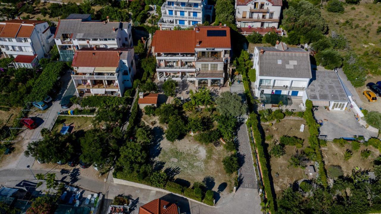 Apartments Vesela Банёл Экстерьер фото