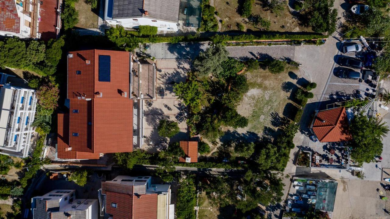 Apartments Vesela Банёл Экстерьер фото